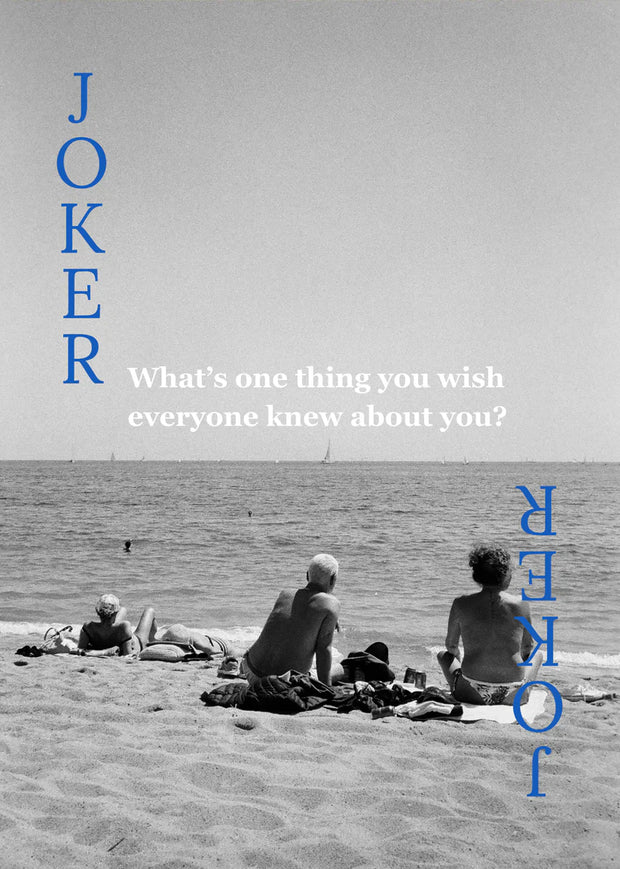 QUESTIONS MAGAZINE Card Game