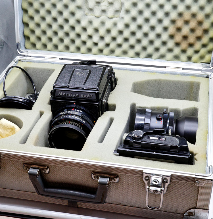 Mamiya RB67 カメラ Mamiya RB67 Pro S Camera with 90mm f3.5 K/L Lens | Blue Moon Camera