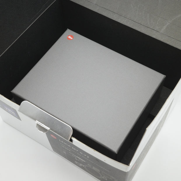 LEICA M7 w/box