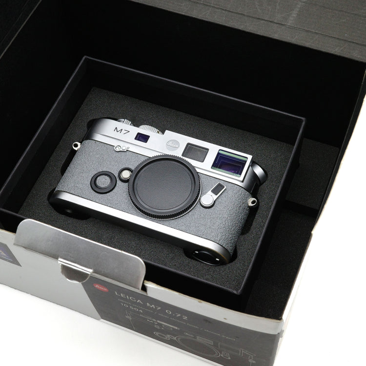 LEICA M7 w/box – Safelight Berlin