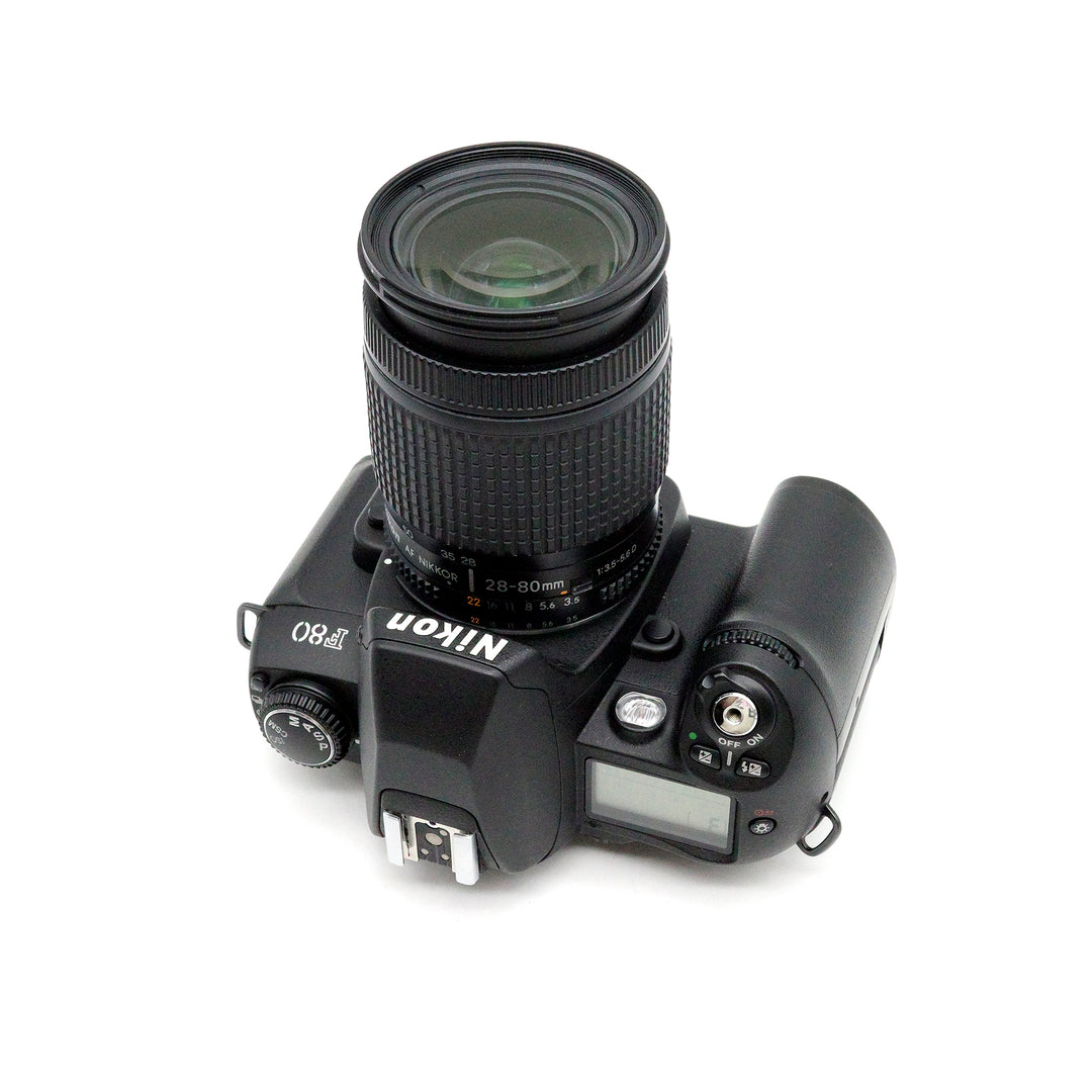 NIKON F80 w/set – Safelight Berlin