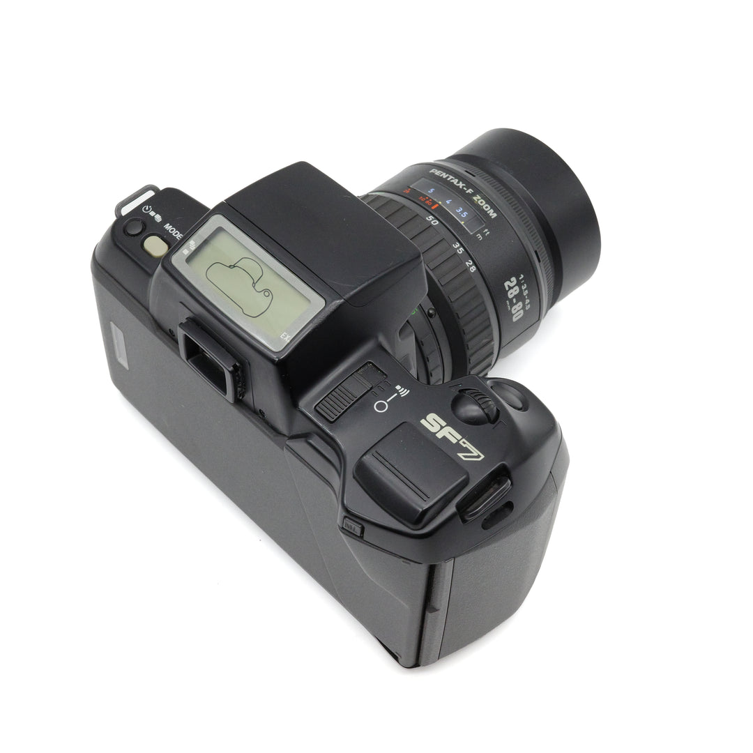 PENTAX SF7 w/28-80 – Safelight Berlin