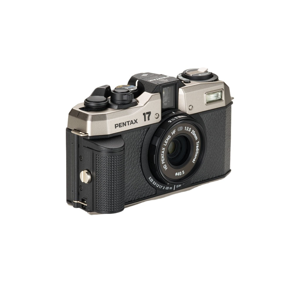 PENTAX 17 – Safelight Berlin