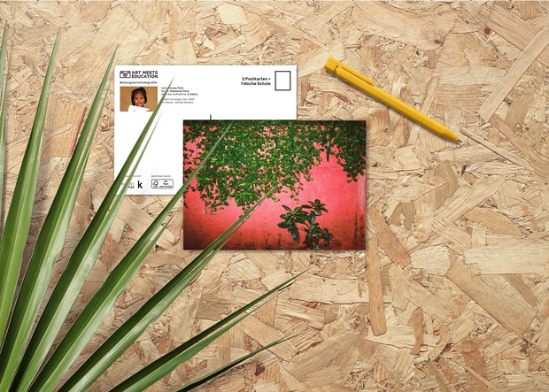 Art Meets Education - Green Pink