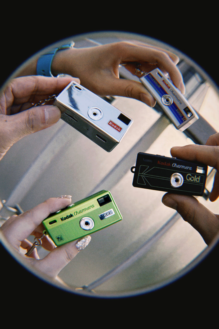 Kodak Charmera Millennium 2000 シルバー(新品) KODAK Charmera Millennium 2000 edition – Safelight Berlin