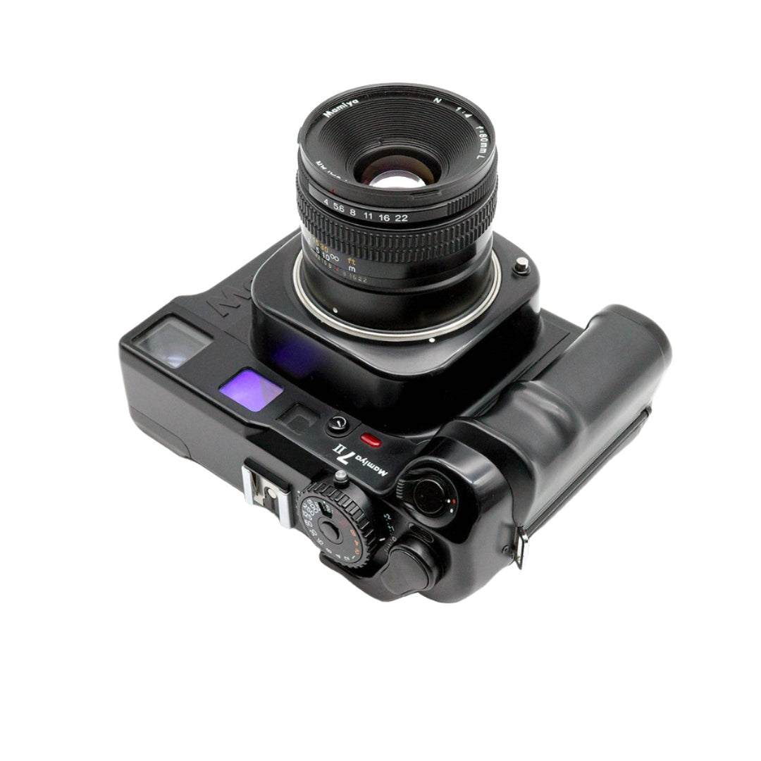 MAMIYA 7II w/80 4 – Safelight Berlin