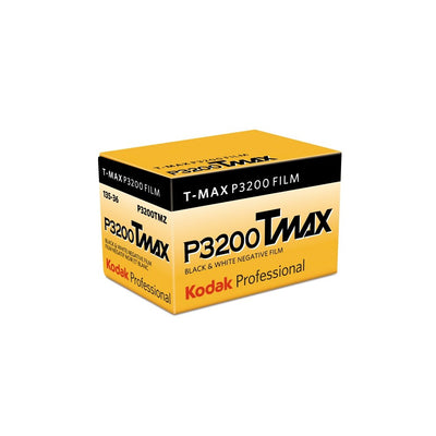 KODAK TMAX P3200 - 35mm - Safelight Berlin